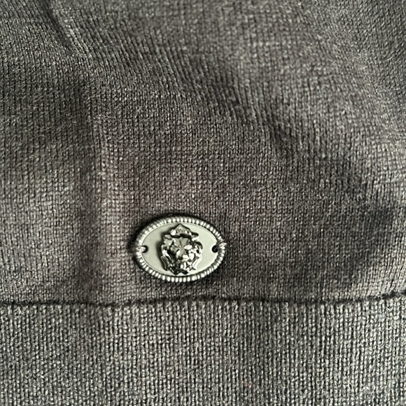 - Chanel uniform turtleneck Large - Picture 2 of 6